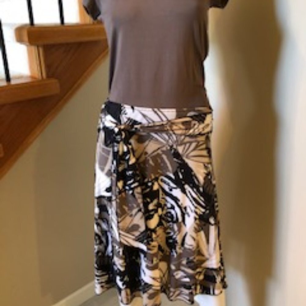 MARZ Impression Viscose Blend A-Line Pattern Skirt w Belt White Tan Black Sz 40